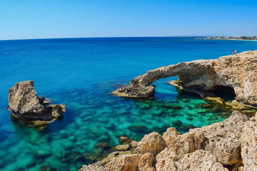 Η γέφυρα των ερωτευμένων στην Αγία Νάπα gallery image 4