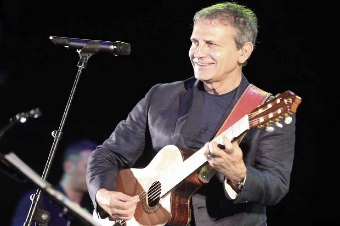 Αφιέρωμα στον Μάνο Ελευθερίου!