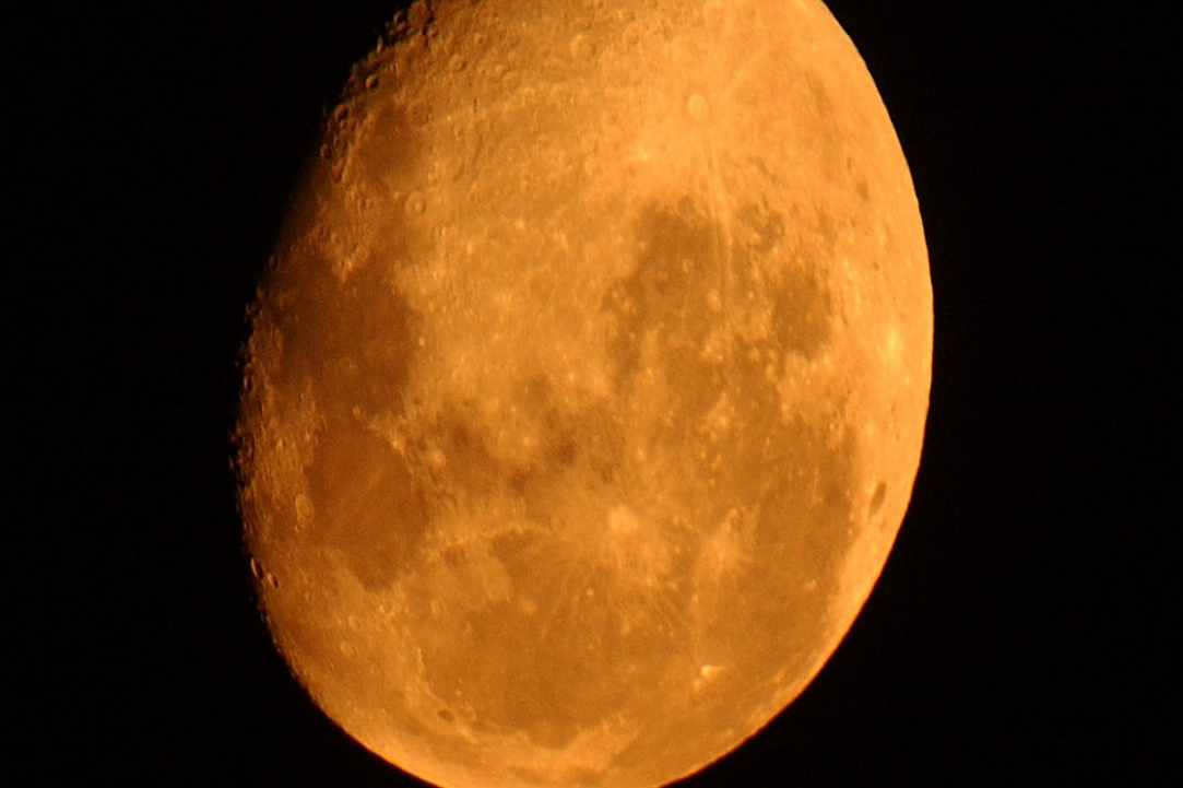 Full moon to rise this week for first time since 2000