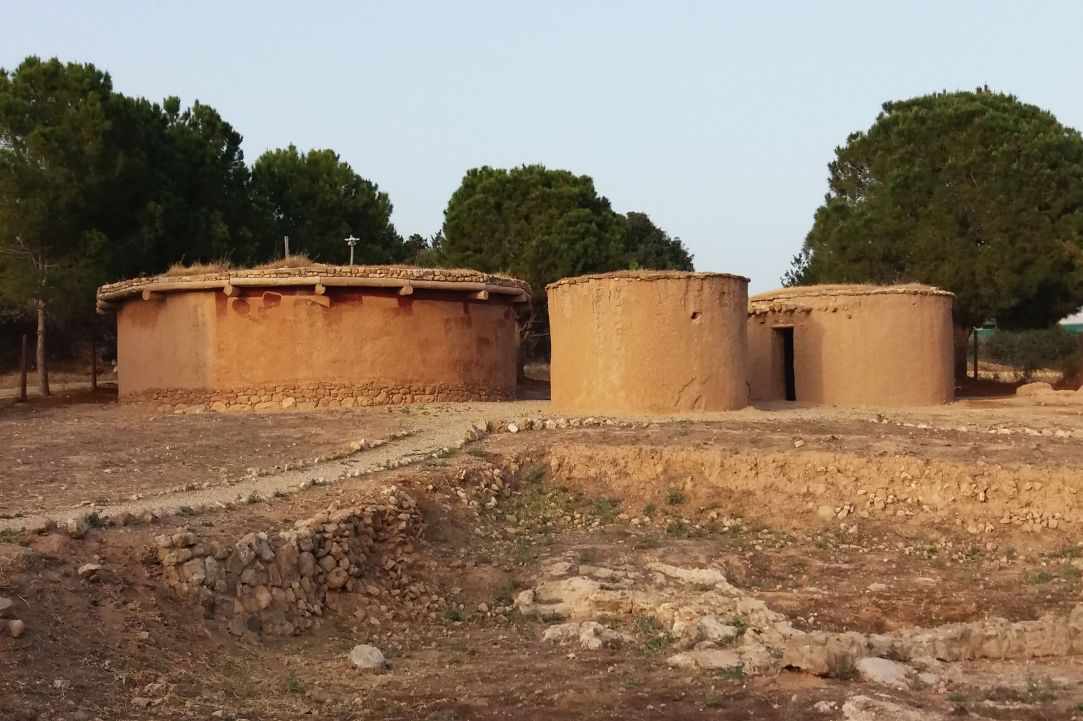 Lempa - Lakkoi prehistoric settlement. Things to do in Paphos.