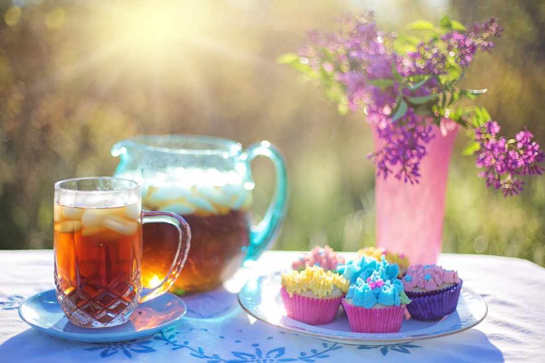10 ideas for refreshing herbal drinks