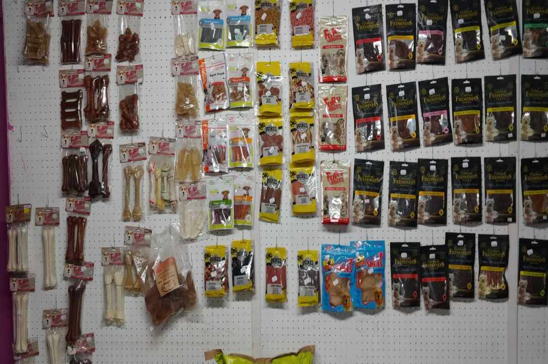 Kakariki Pet Shop in Limassol