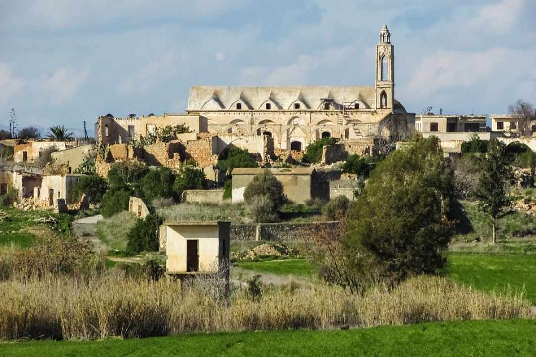 Άχνα