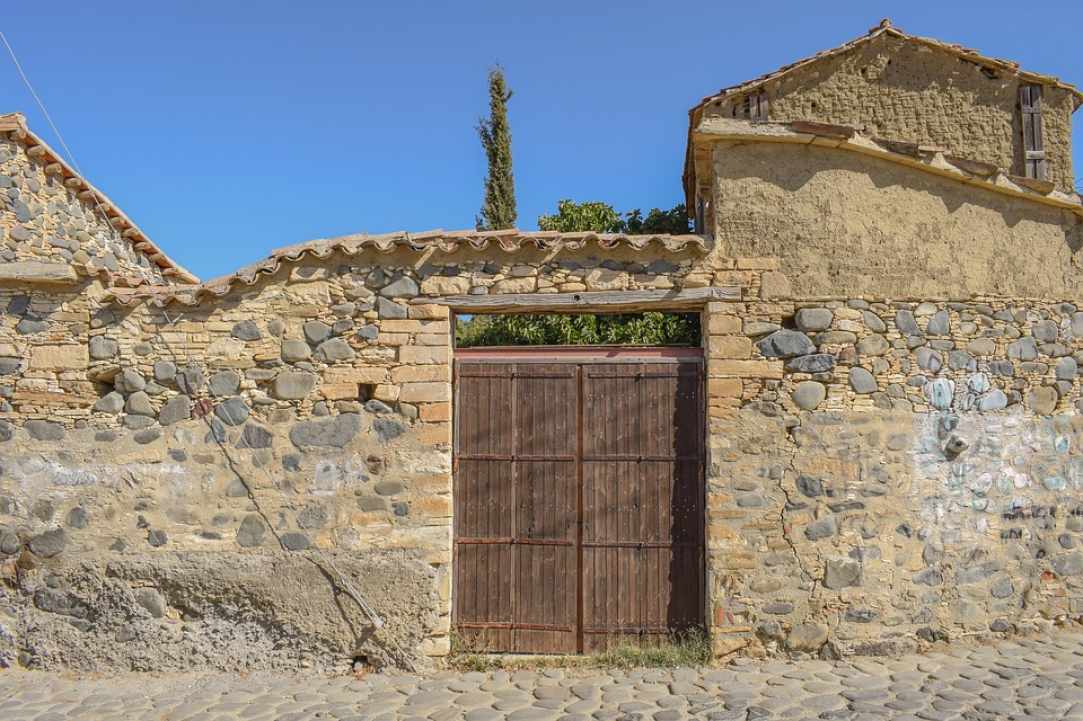 Τα Παραδοσιακά Σπιτάκια Στα Χωριά της Κύπρου