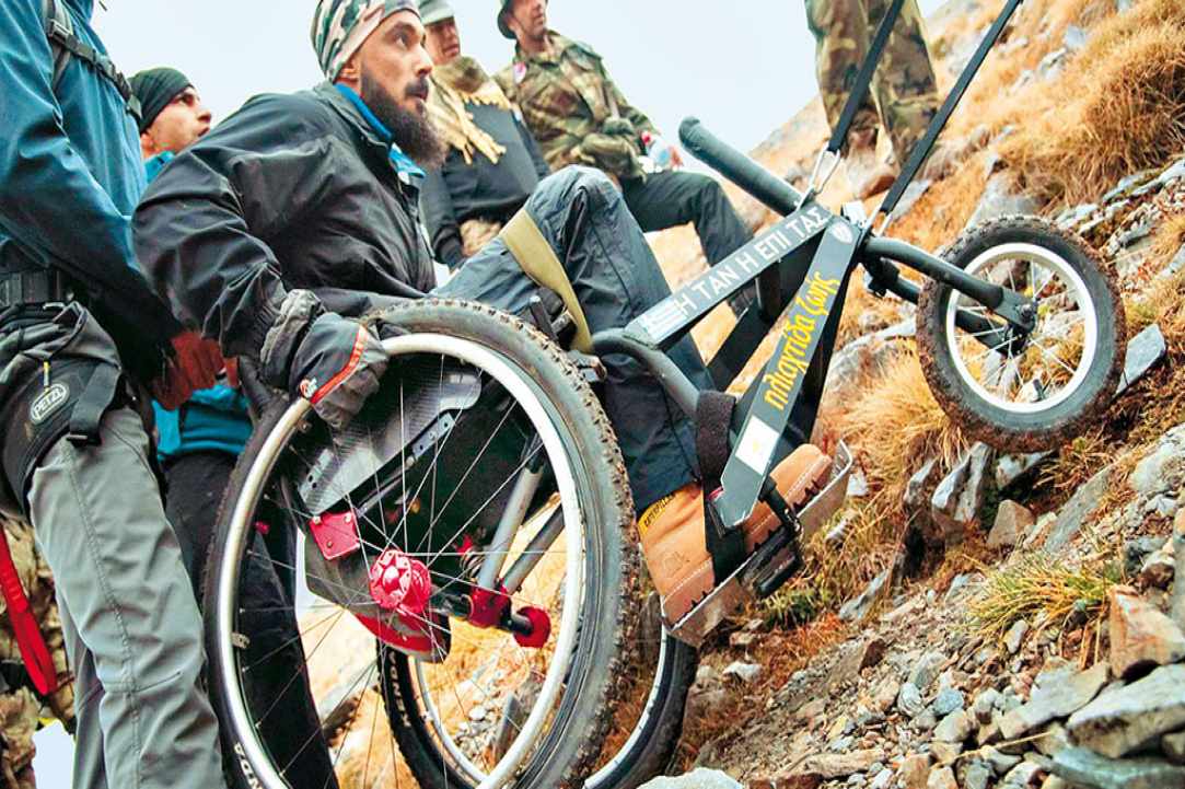 The Cypriot paraplegic who managed to climb to the top of Olympus in a wheelchair!