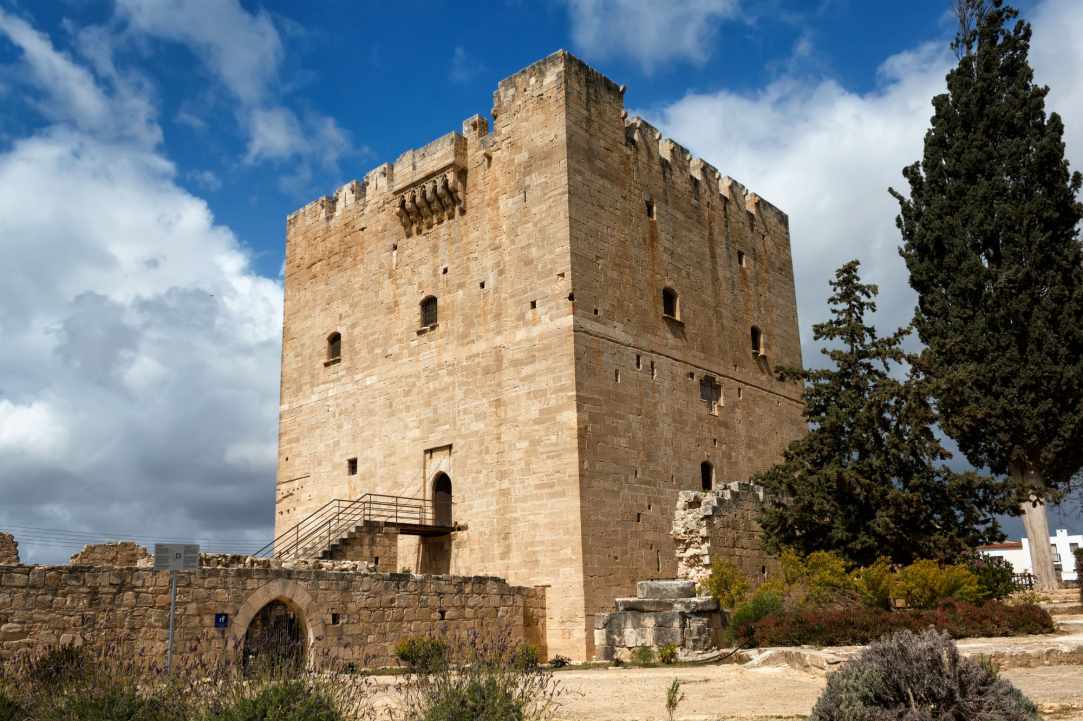 Ζητούνται αρθρογράφοι για την ιστοσελίδα Cyprus Alive