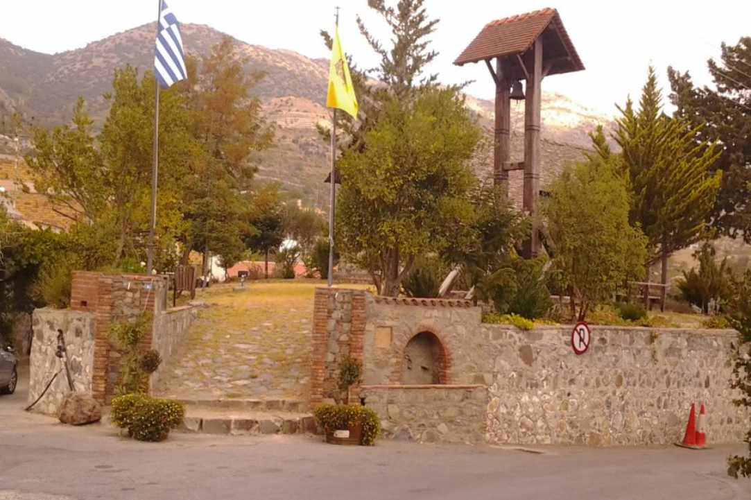 Η εκκλησία του Τιμίου Σταυρού στην Κυπερούντα