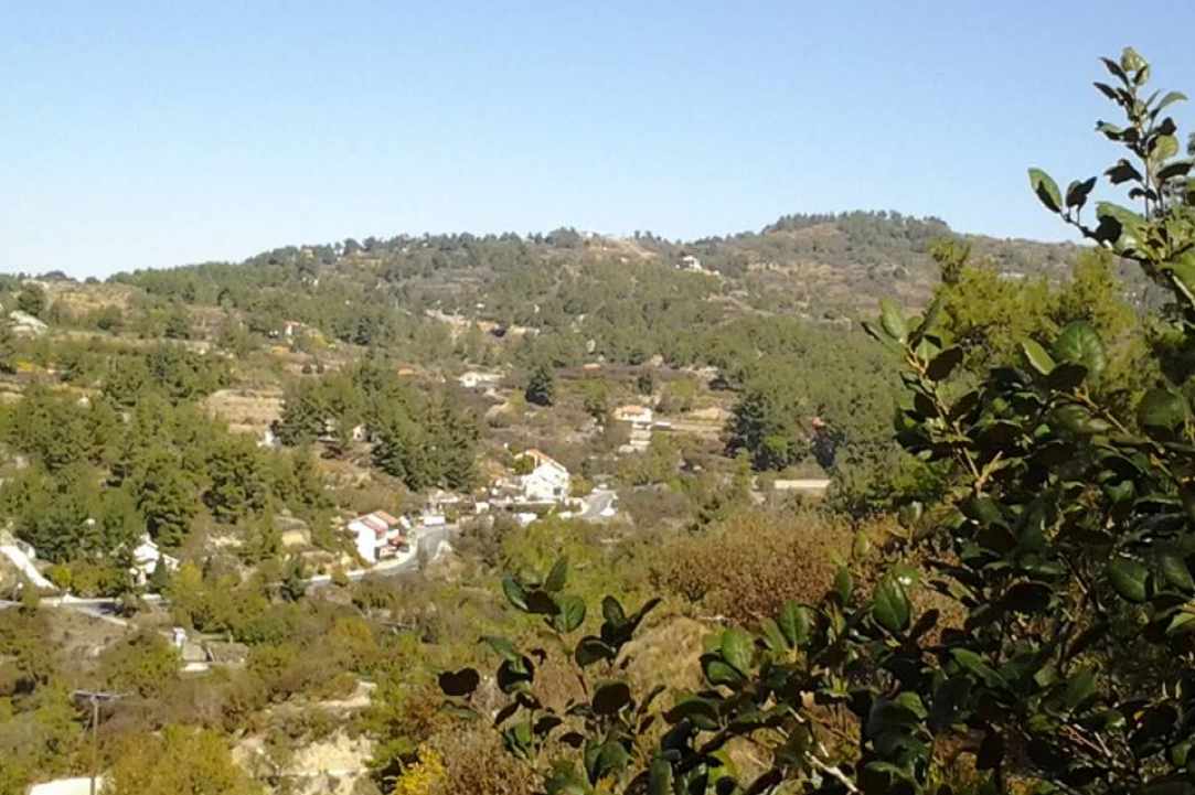 Το γραφικό χωριό Κυπερούντα