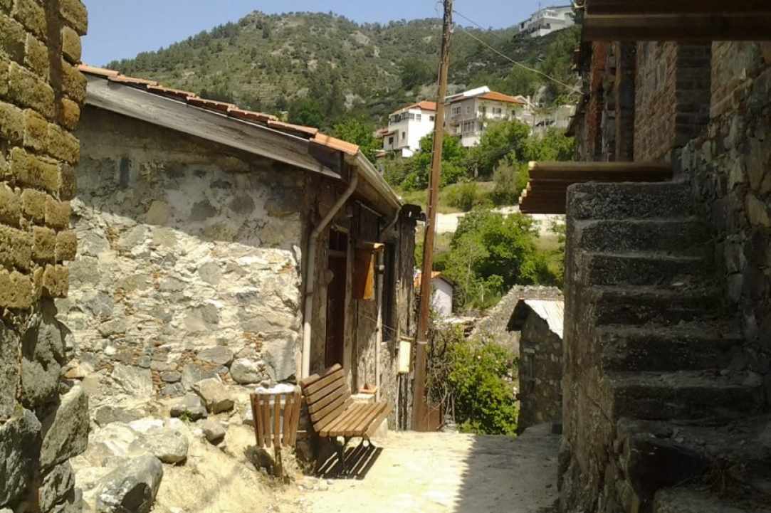Το γραφικό χωριό Κυπερούντα