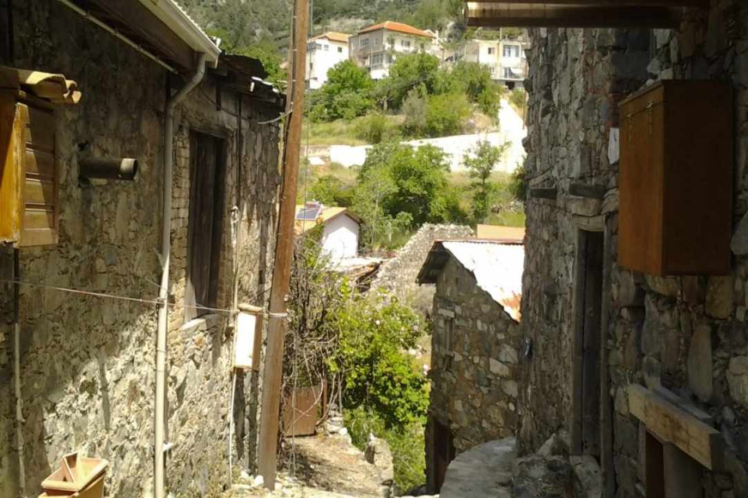 Το γραφικό χωριό Κυπερούντα