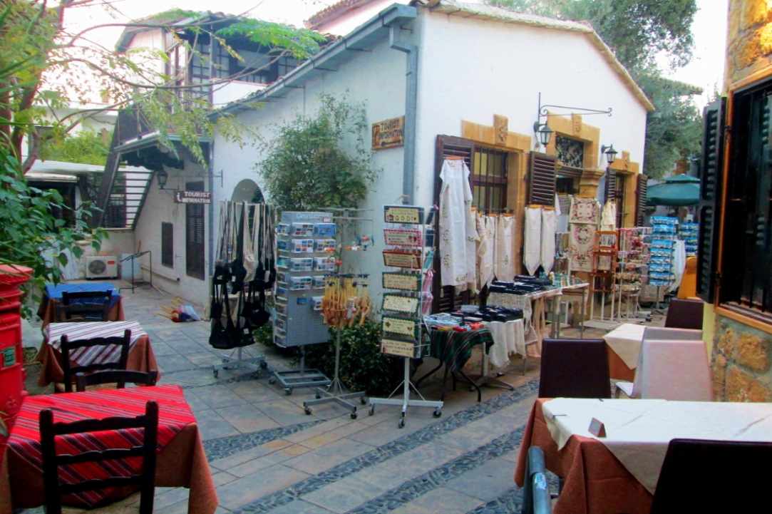 Βάσεις για ριζική αναβάθμιση και εξωραϊσμού της Λαϊκής Γειτονιάς gallery image 3