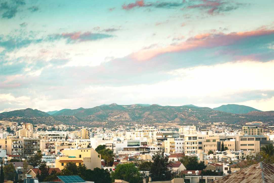 Κύπρος: 30 Δήμοι, 9 κατεχόμενοι, 484 Κοινοτικά Συμβούλια και 99 κατεχόμενα gallery image 1
