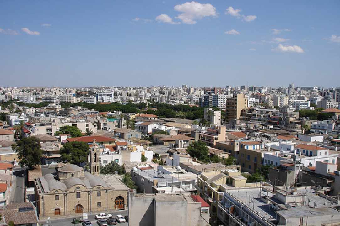 Κύπρος: 30 Δήμοι, 9 κατεχόμενοι, 484 Κοινοτικά Συμβούλια και 99 κατεχόμενα