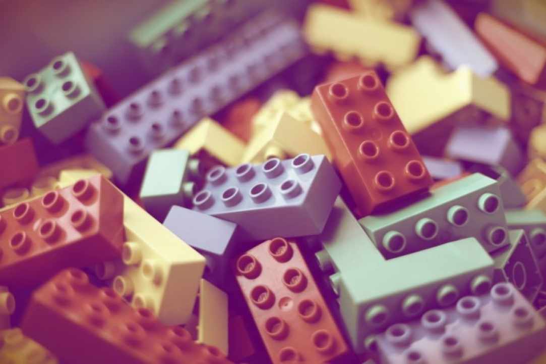 H Άγνωστη Ιστορία πίσω από τα παιχνίδια  των "Lego"