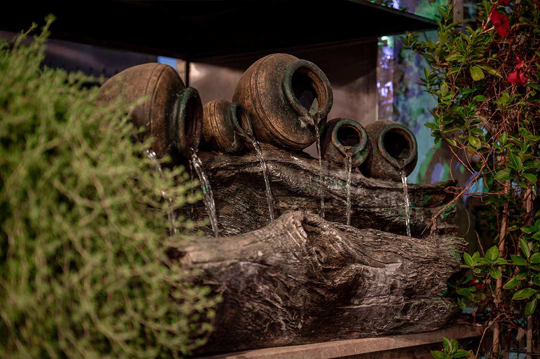 Authentic Flavours and Warm Hospitality in the Heart of Coral Bay