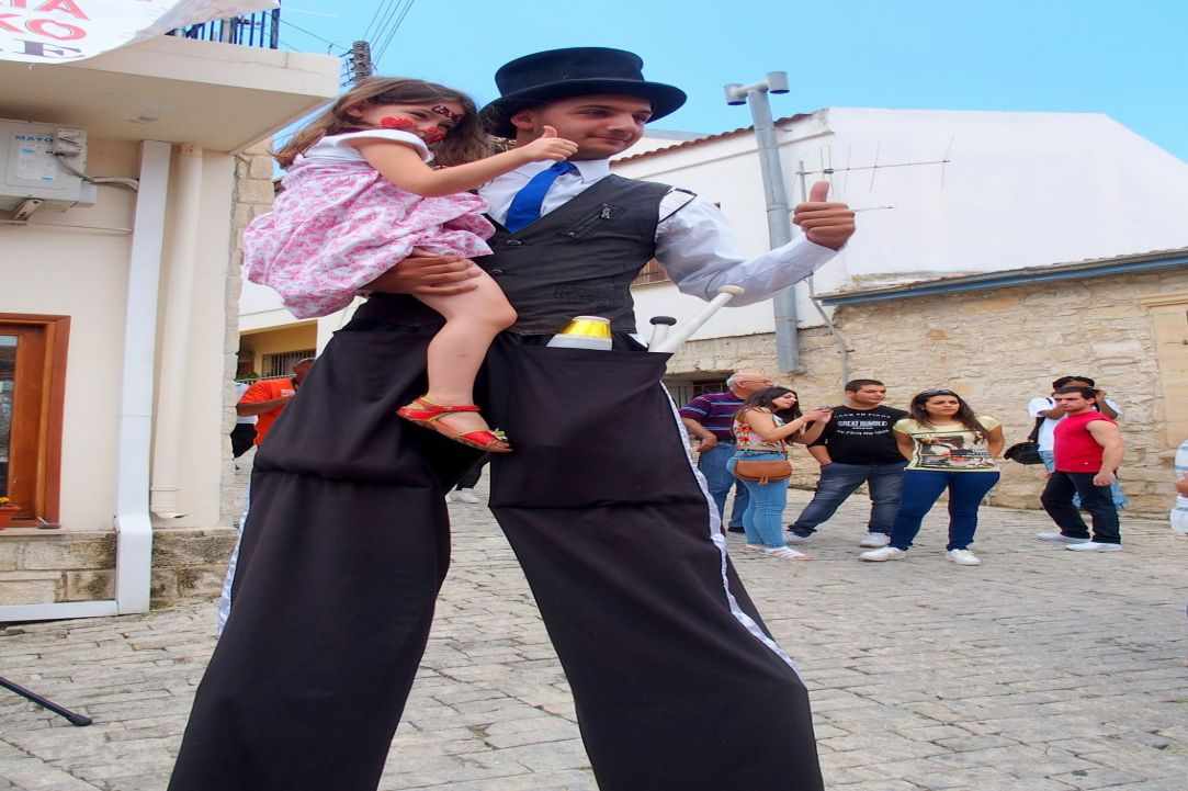 Liotatis Magic Family