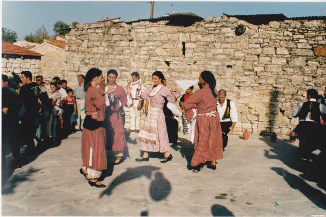 Πάσχα στην ωραία Λόφου!