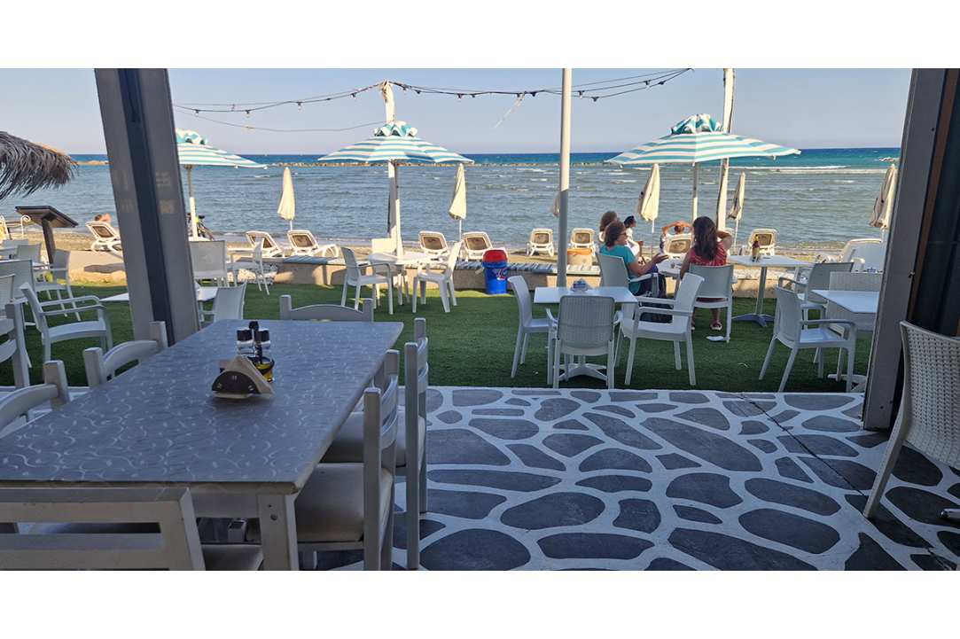 LoveSea Beach Bar Resto: Where Every Visit Feels Like a Greek-Style Holiday...