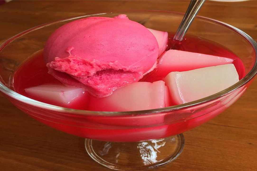 13 Traditional Cypriot ice cream flavors that you did not expect to exist!