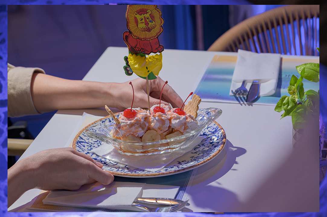 We enjoyed great food in a place reminiscent of a Greek island gallery image 1