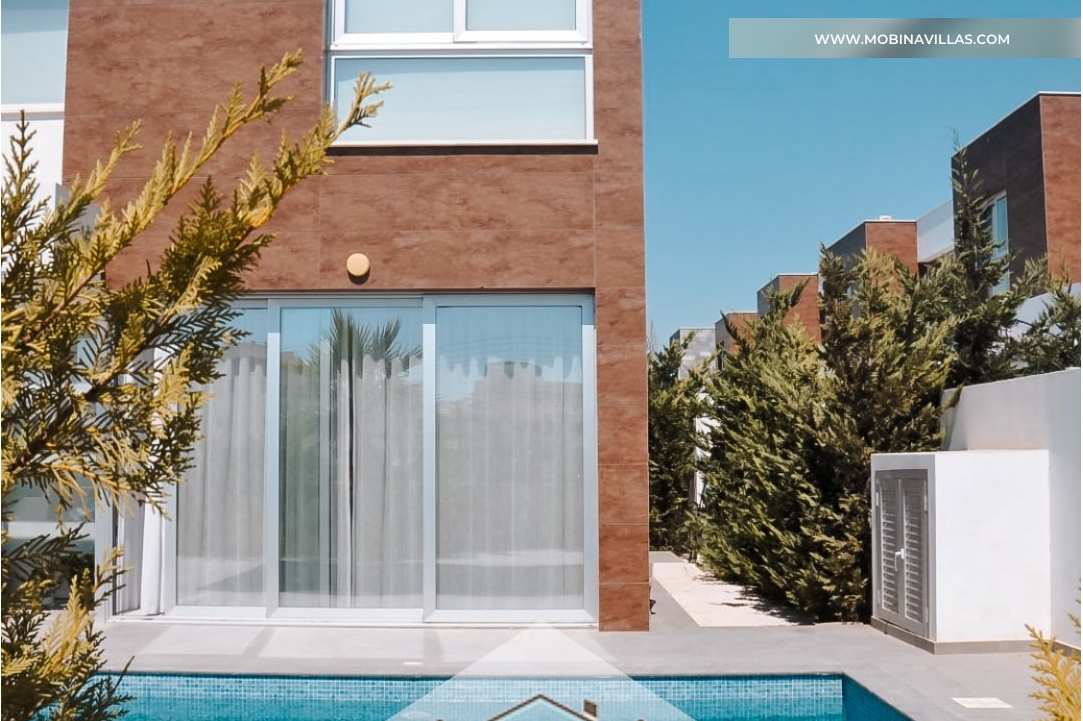 Interview with the owner of Mobina Villas