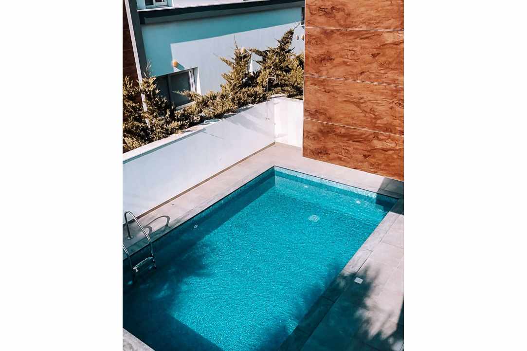 Interview with the owner of Mobina Villas