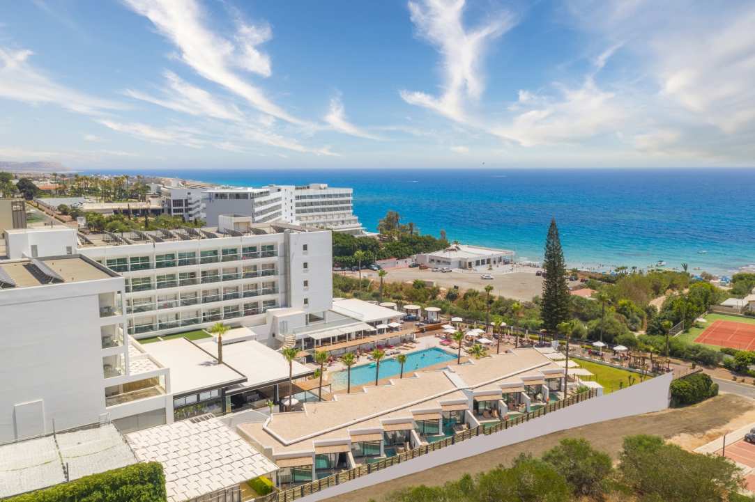 Πρωτομαγιάτικη Εξόρμηση στην Αγία Νάπα  Day & Night