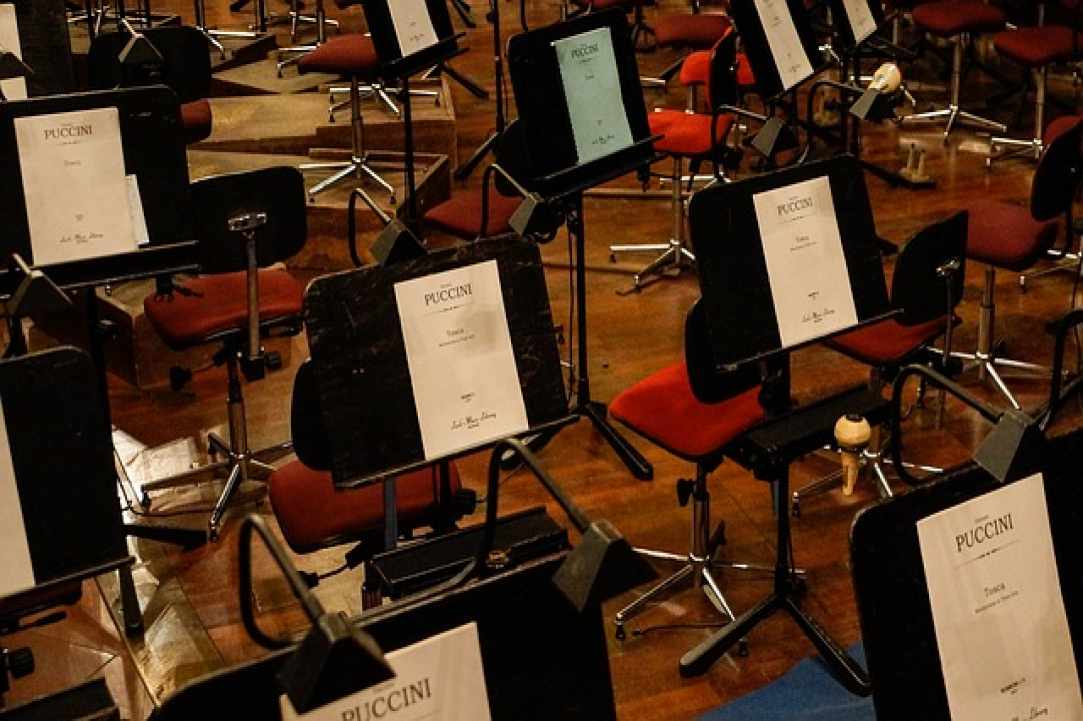 A visit of the Opera στο Παττίχειο