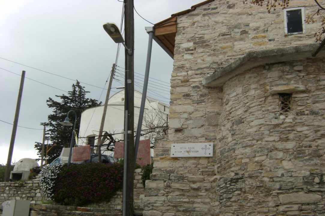 Παρεκκλήσι Αγίων Αναργύρων & Αγίου Νεοφύτου στα Λεύκαρα 