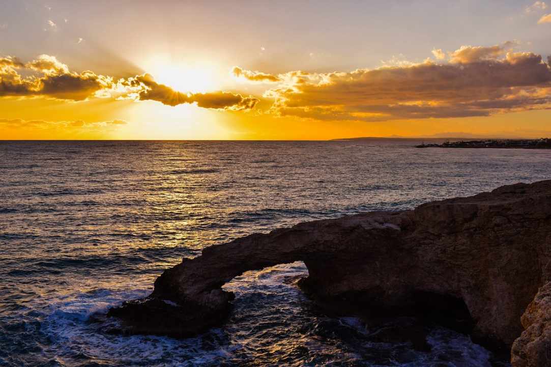 Η ιστορική εξέλιξη της Αγίας Νάπας