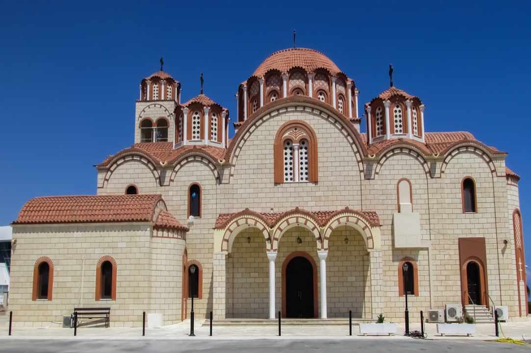 Το Παραλίμνι του χθες και η Πόλη του Σήμερα