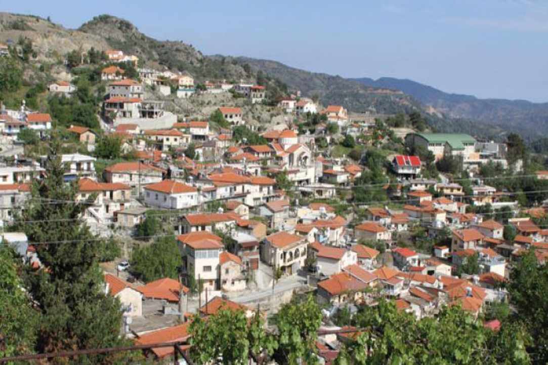 Το χωριό Πελένδρι