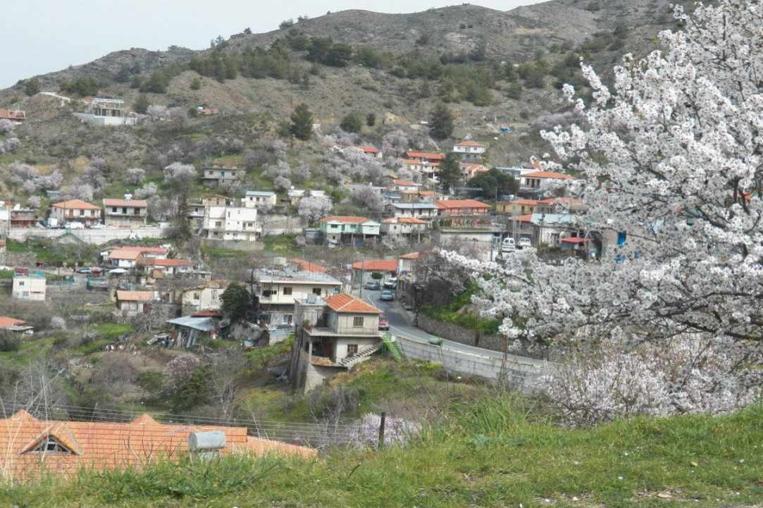 Το χωριό Πλατανιστάσα