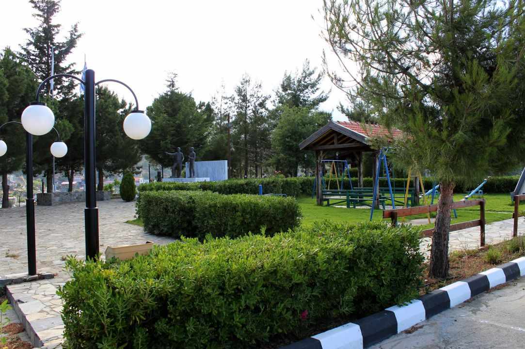 Polistipos Village 