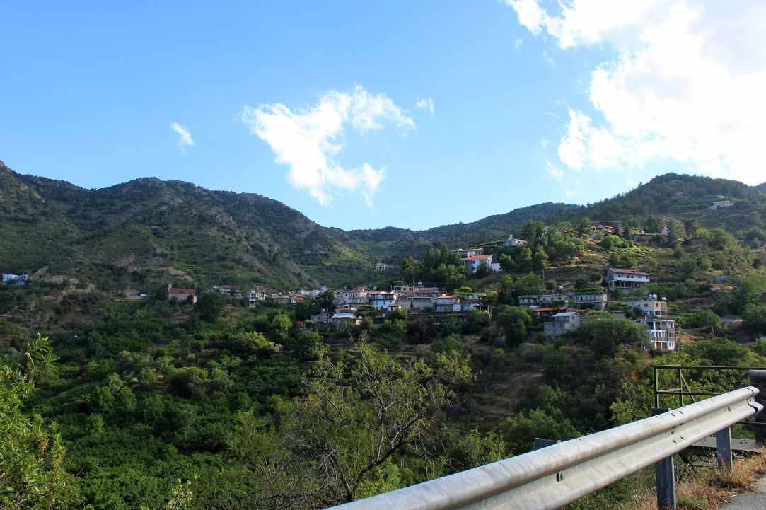 Polistipos Village 