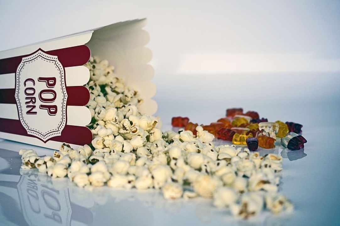 «Ο θίασος του William Shakespeare παρουσιάζει…»  