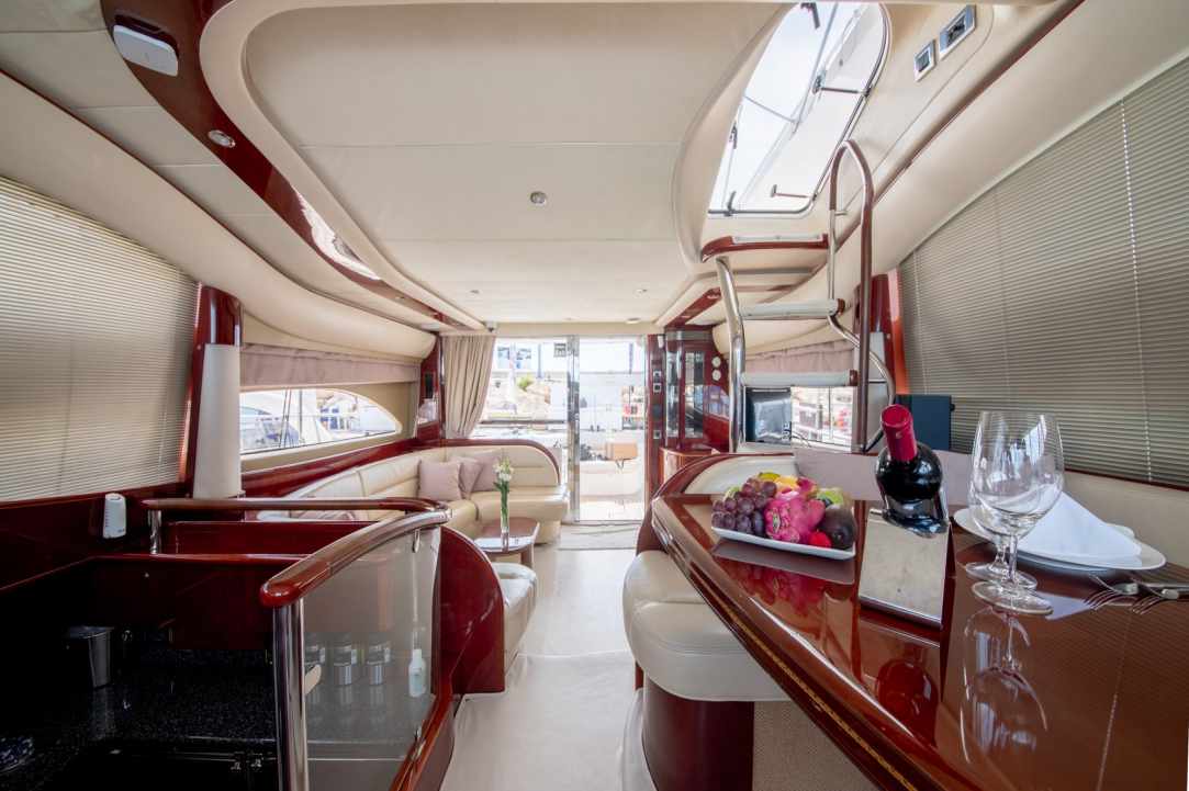 Interview with the Operantions Manager of Luxury Time Charters
