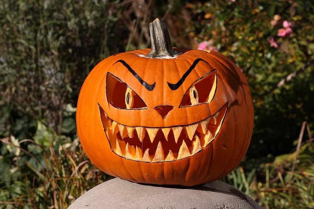 The custom of Halloween