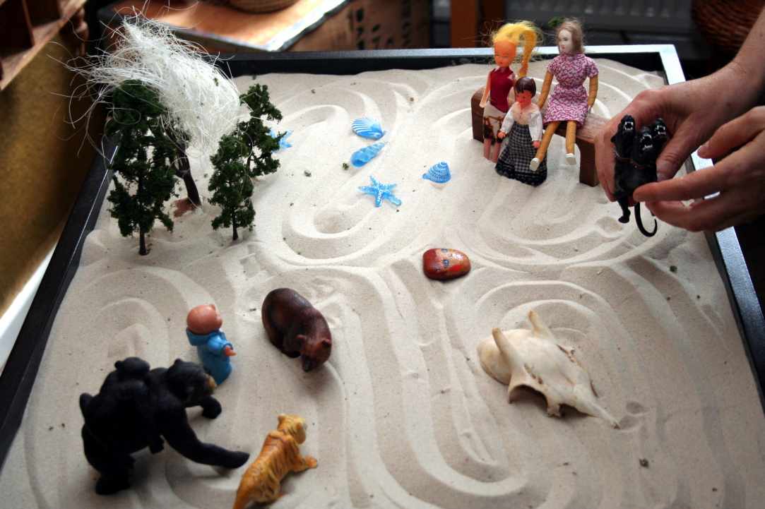 The importance of play in children’s health and how play therapy helps children overcome difficulties  gallery image 2