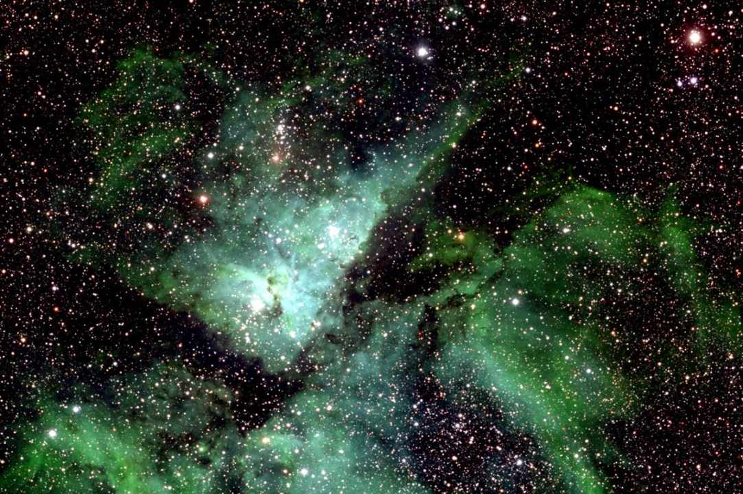 Are you interested in a space trip? A fantastic and magical walk in space?