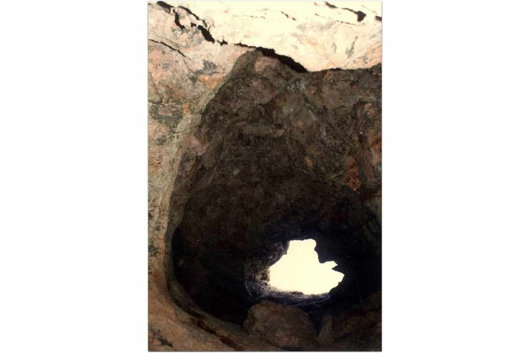 Η σπηλιά των Αγίων Σαράντα  gallery image 2