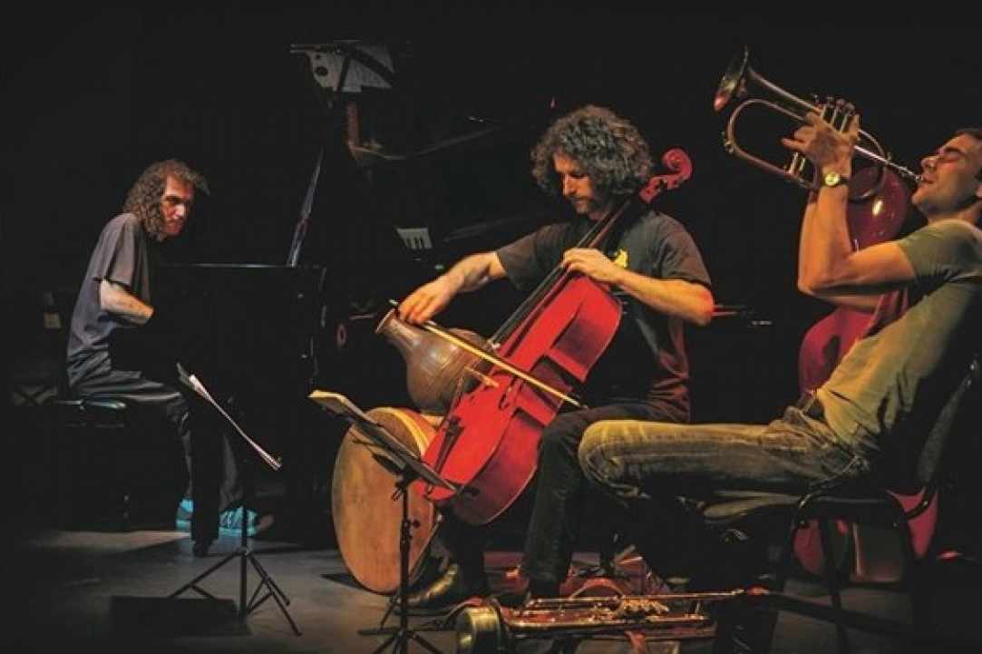 Σταύρος Λάντσιας με Πολυζωγόπουλο & Καλούδη gallery image