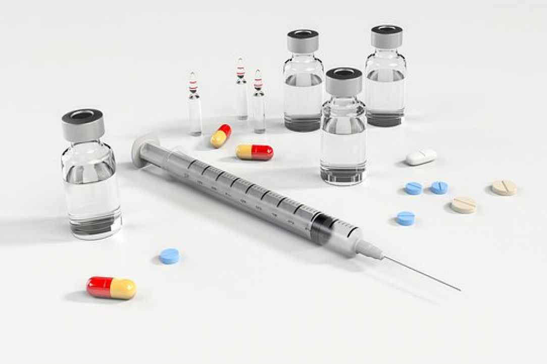 Between Cross-Collaboration and Controversy in Healthcare Delivery