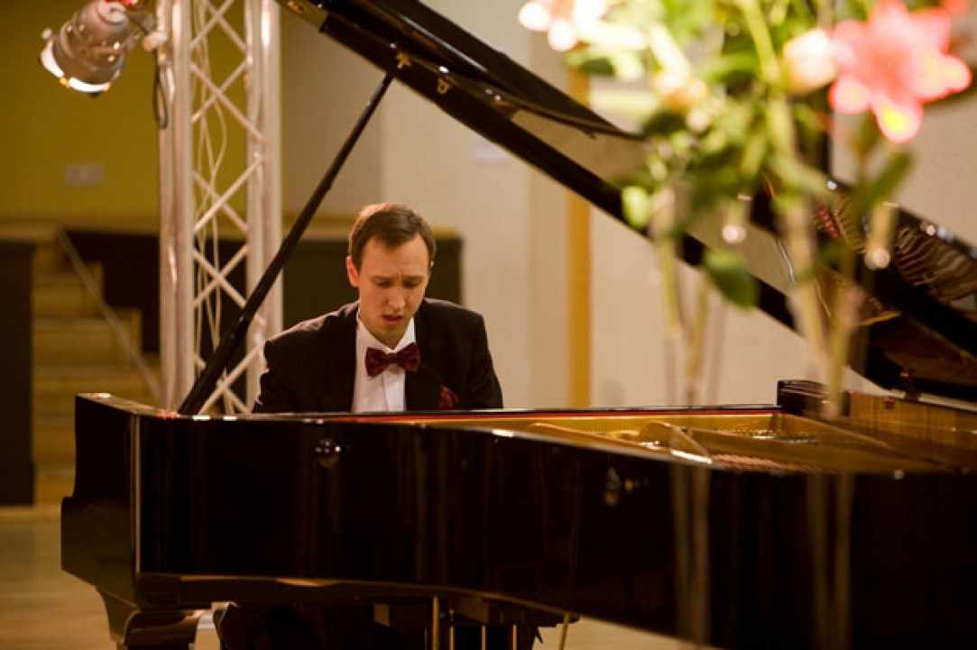 Szczepan Kończal meets the genius Fryderyk Chopin