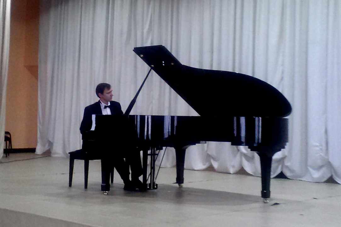 Szczepan Kończal meets the genius Fryderyk Chopin
