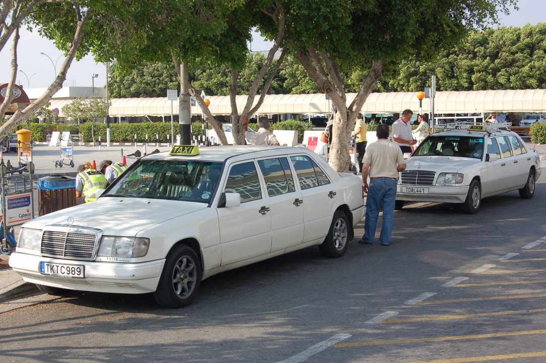 Public Transports: Taxi gallery image 2