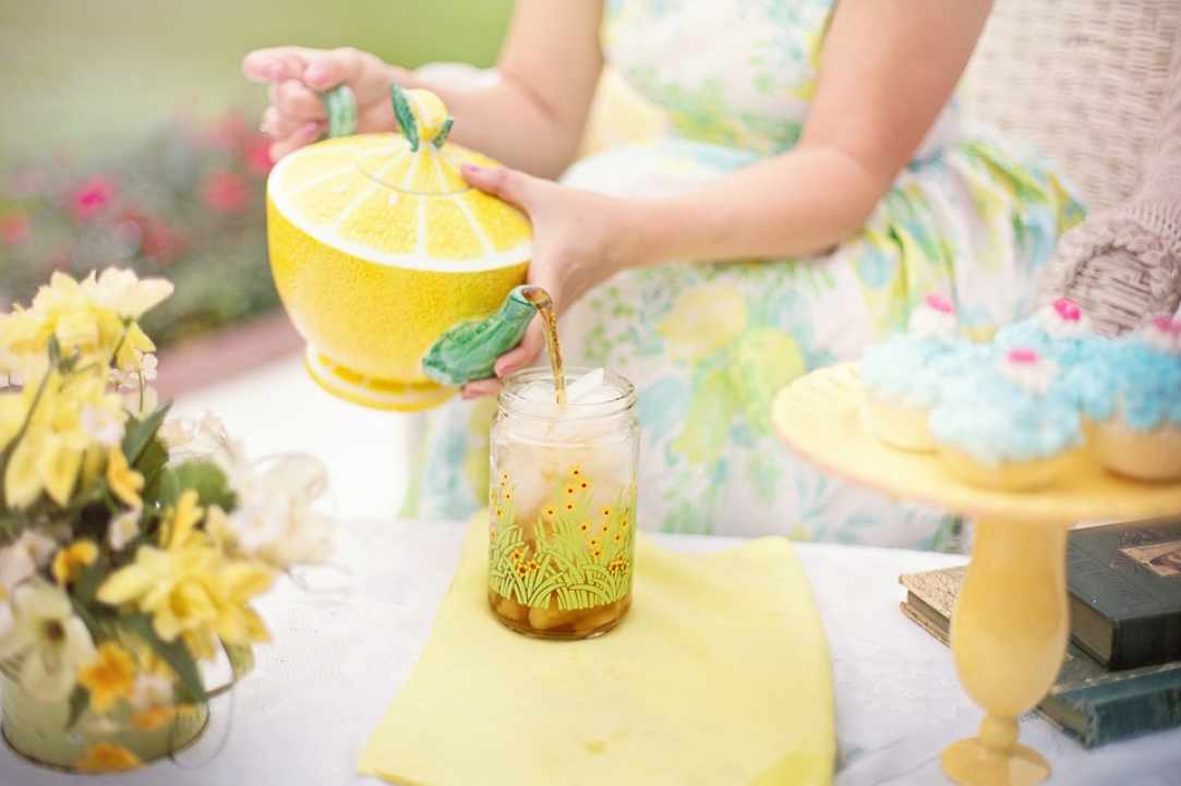 10 ideas for refreshing herbal drinks