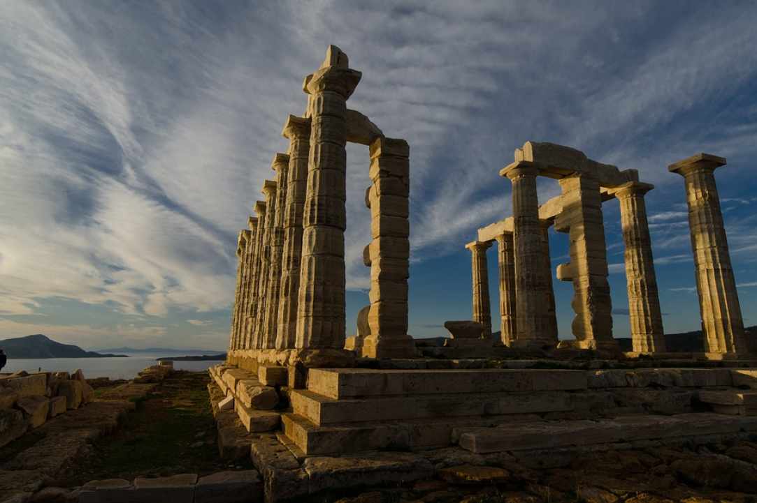 Οι σημερινοί Έλληνες είναι οι απόγονοι των αρχαίων Ελλήνων;