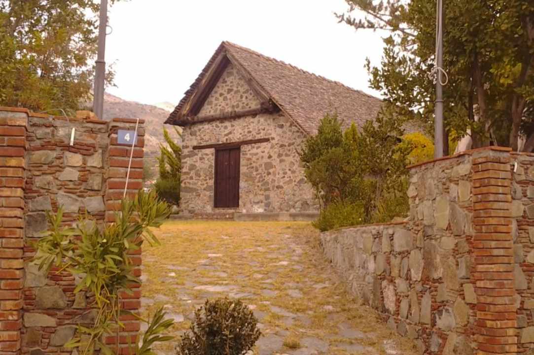 Η εκκλησία του Τιμίου Σταυρού στην Κυπερούντα