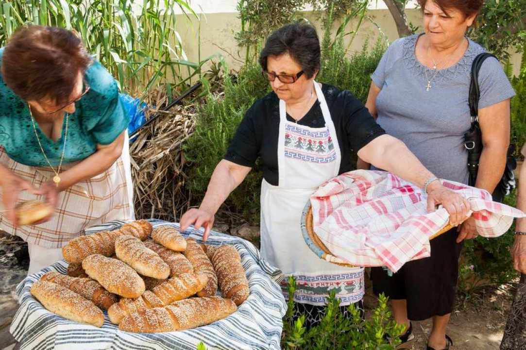 4ο Λαογραφικό Φεστιβάλ «Τo Τζιβέρτι της Δερύνειας»